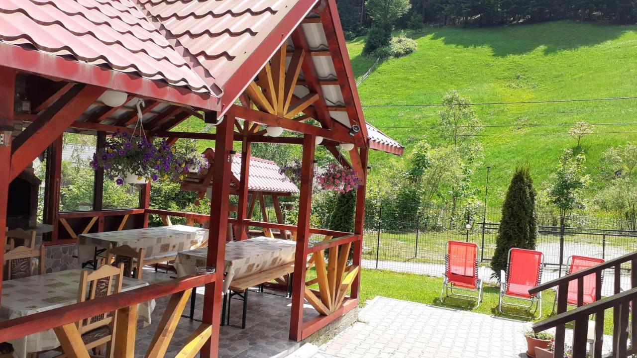 La Cascade 2 Otel Moeciu De Sus Dış mekan fotoğraf