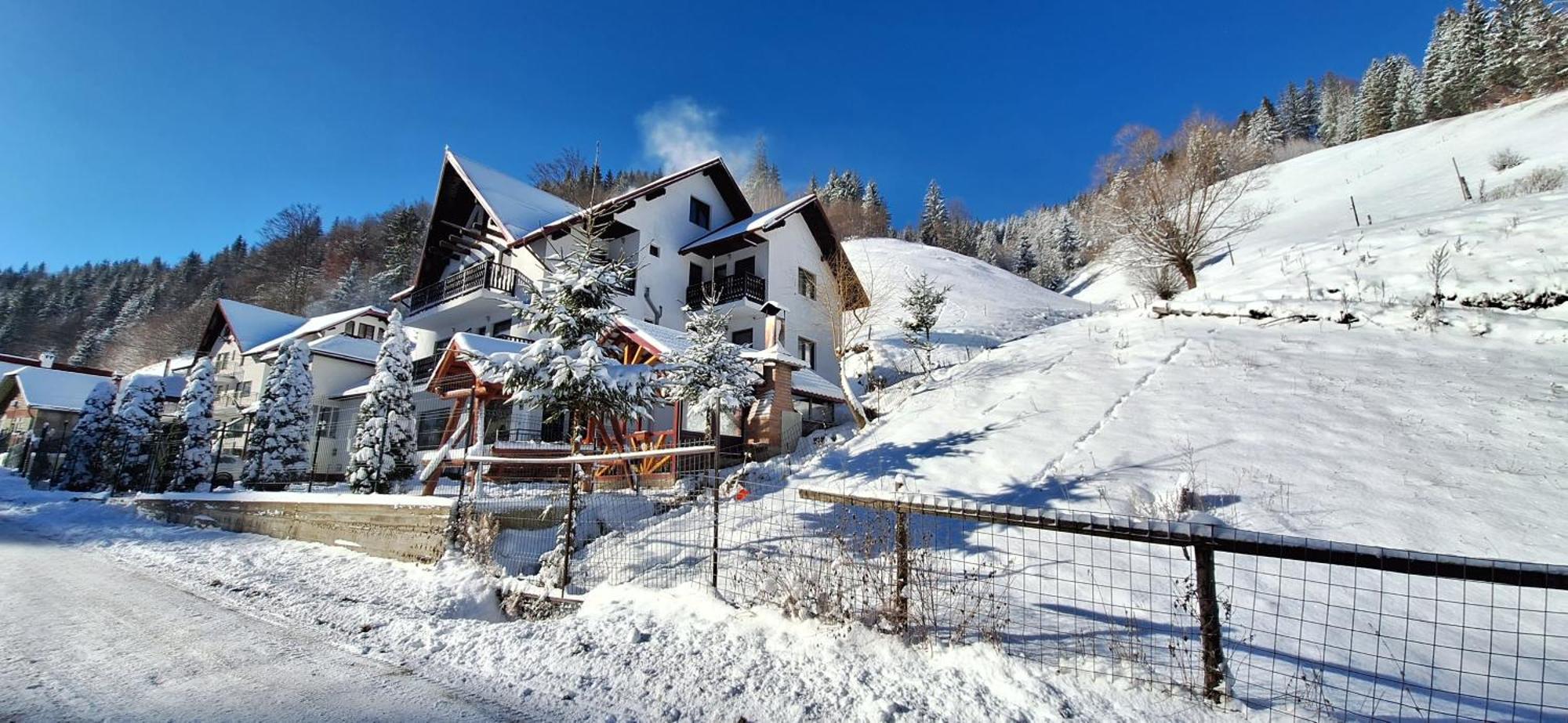 La Cascade 2 Otel Moeciu De Sus Dış mekan fotoğraf