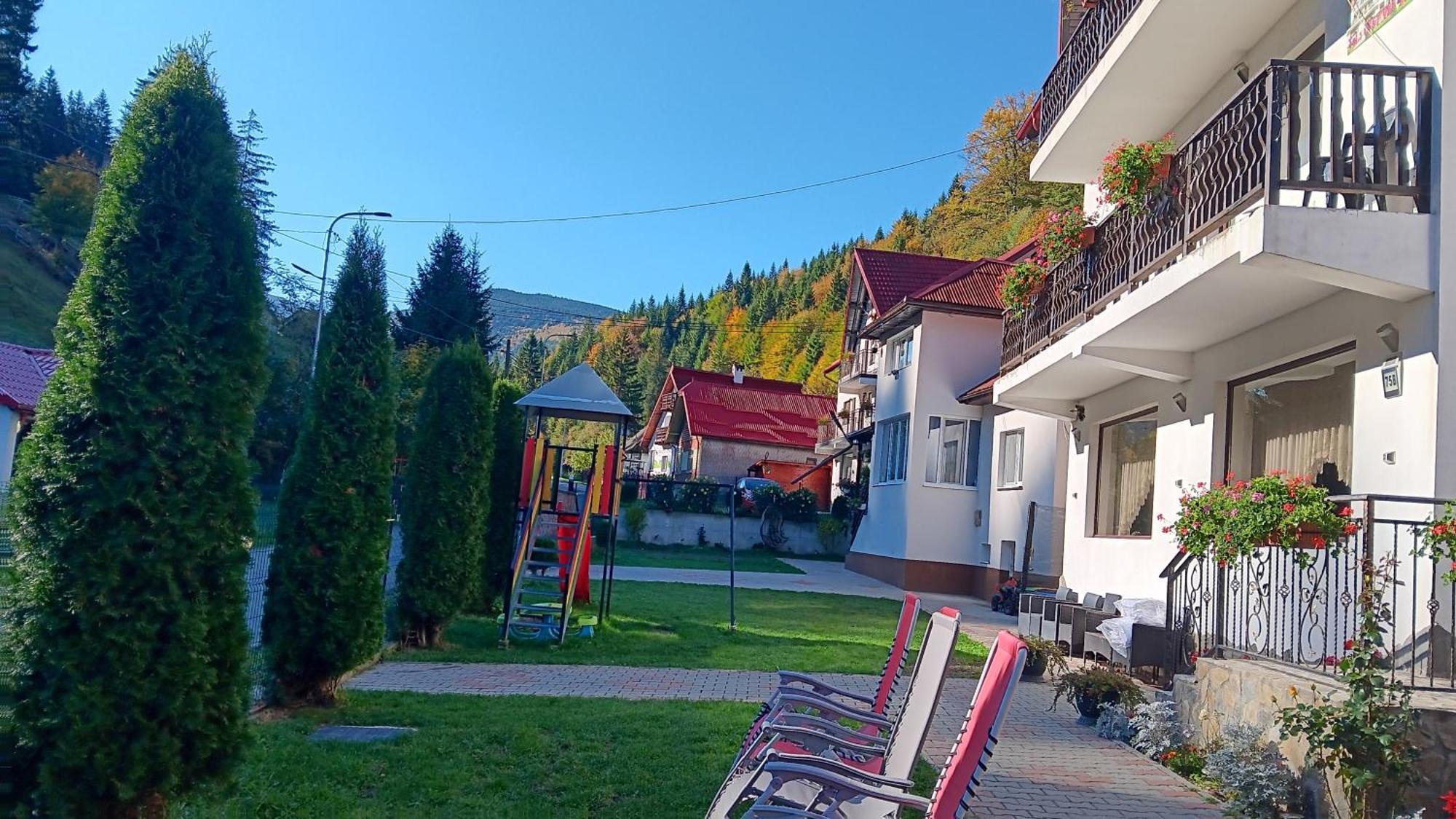 La Cascade 2 Otel Moeciu De Sus Dış mekan fotoğraf