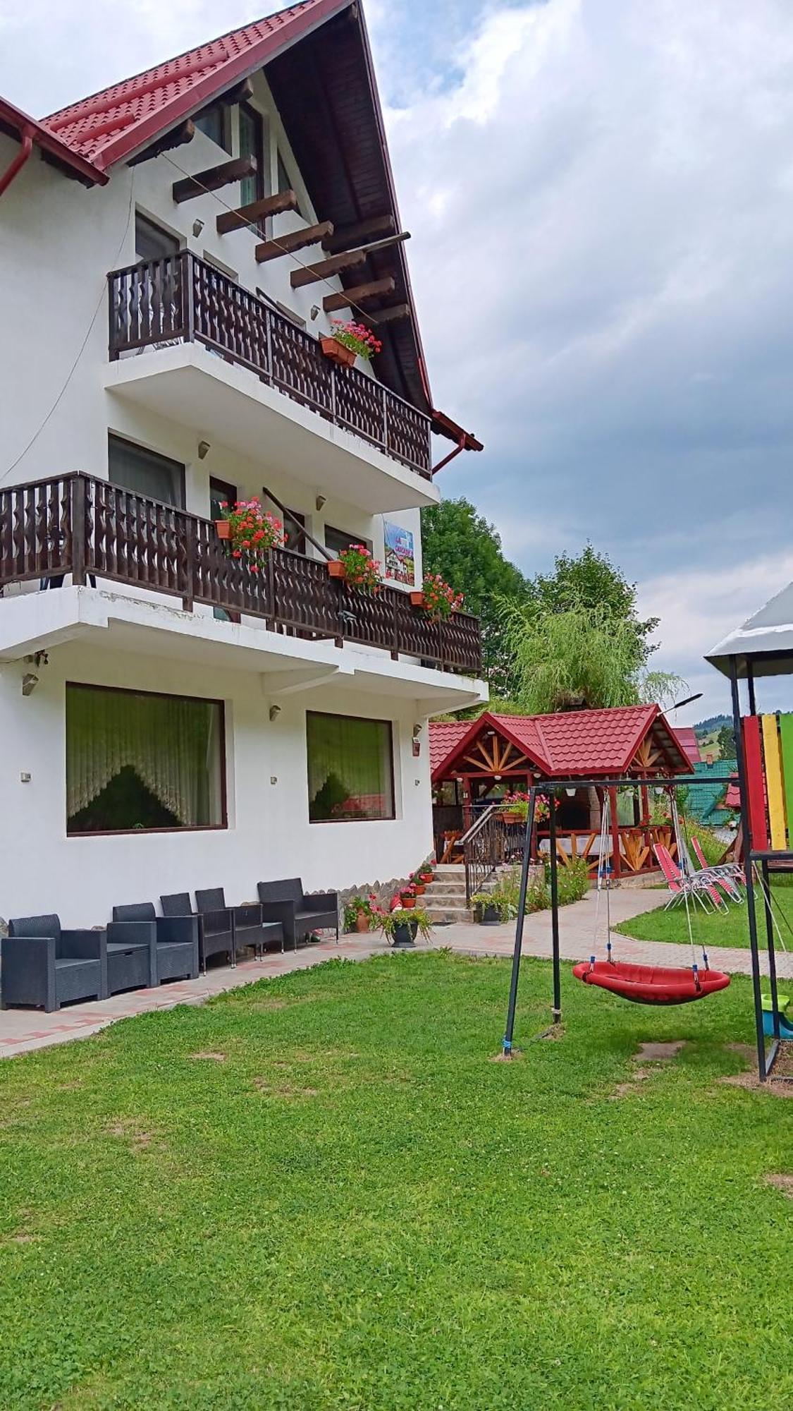 La Cascade 2 Otel Moeciu De Sus Dış mekan fotoğraf