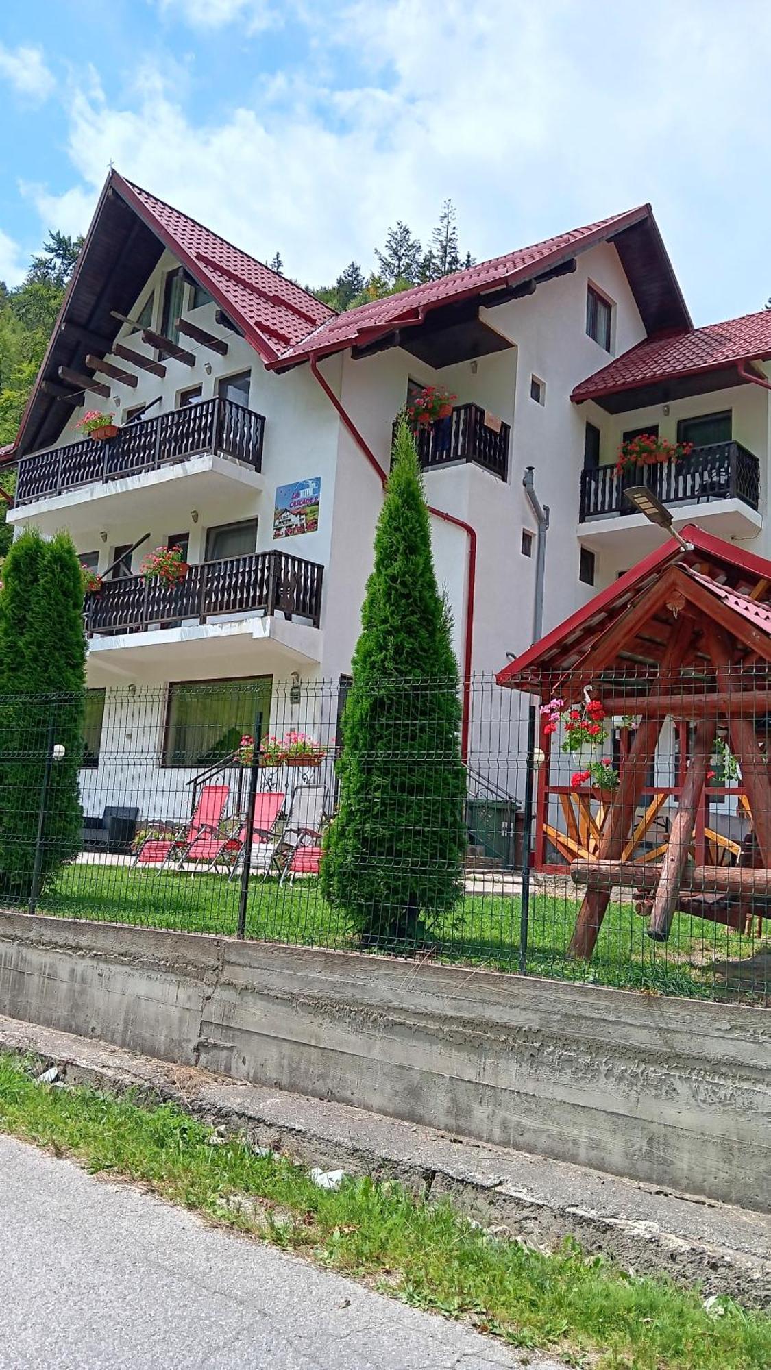 La Cascade 2 Otel Moeciu De Sus Dış mekan fotoğraf
