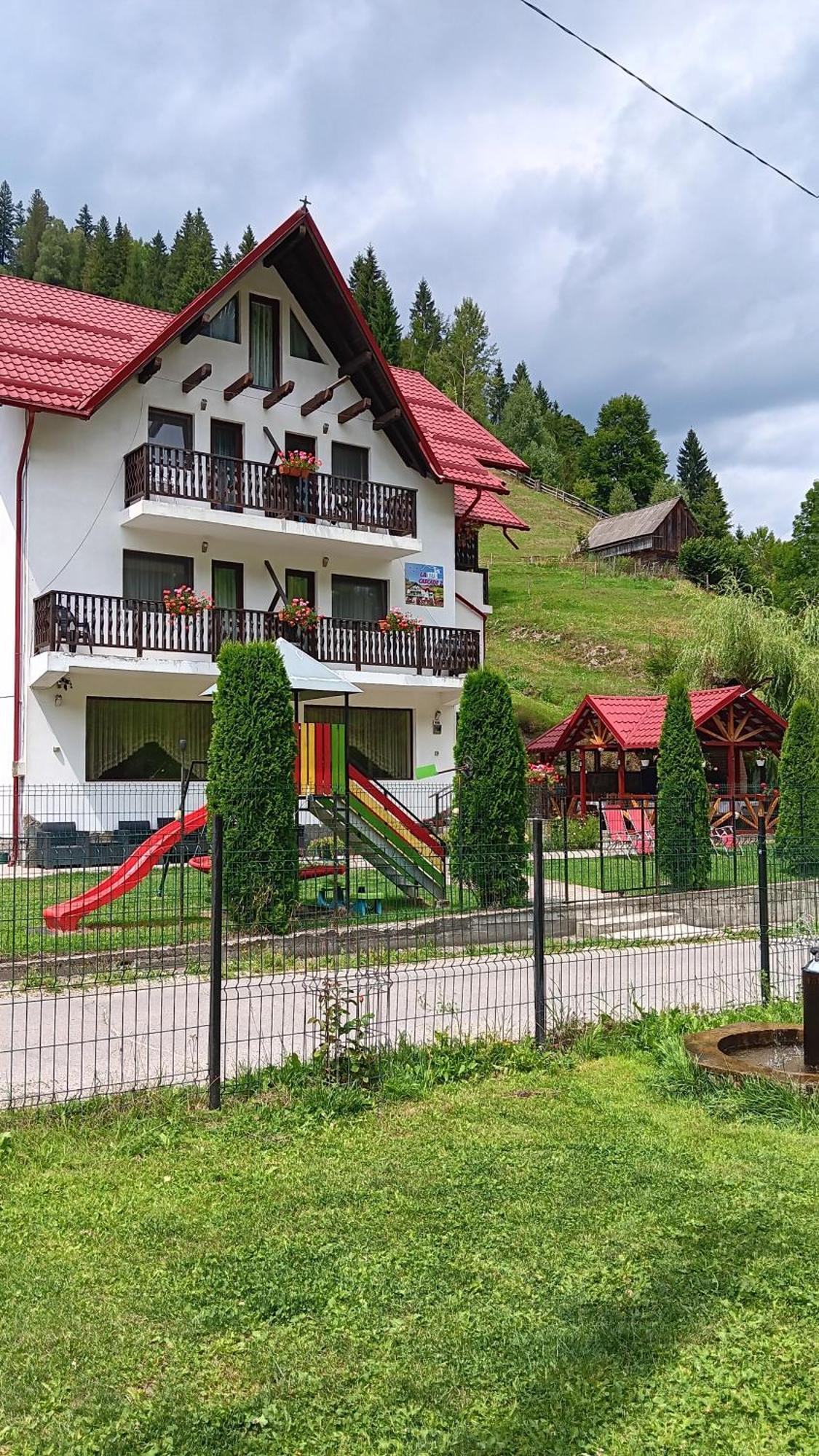 La Cascade 2 Otel Moeciu De Sus Dış mekan fotoğraf
